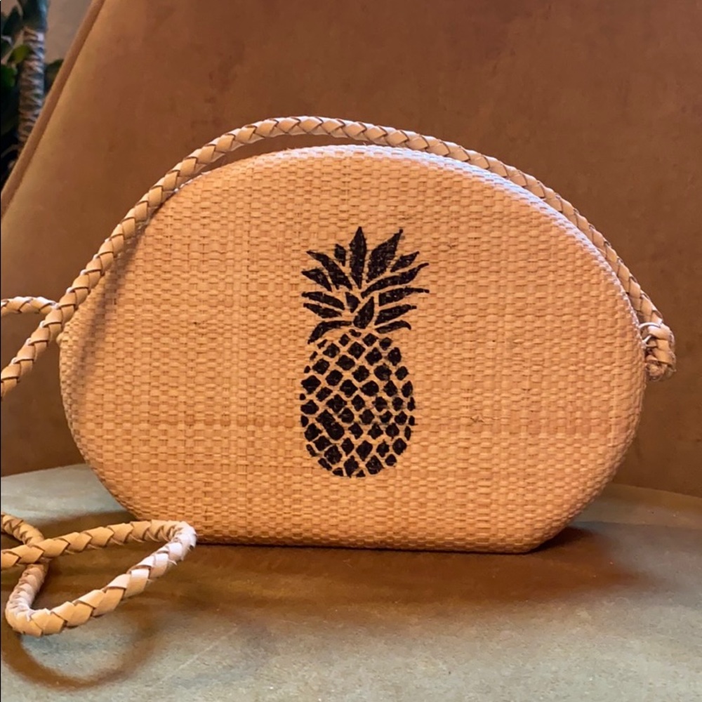 Schutz raffia handbag custom paint